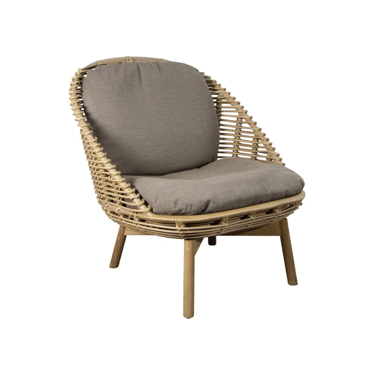 Azora lounge chair 1